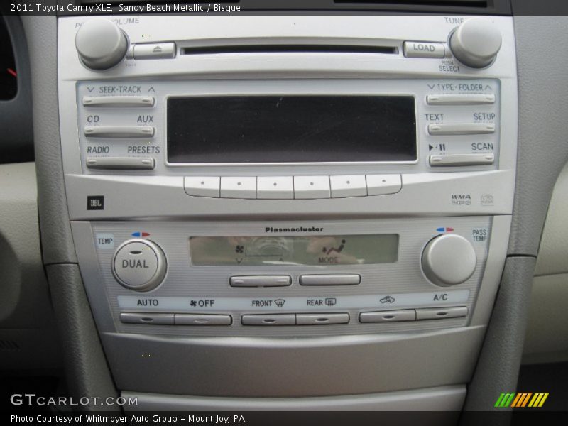 Sandy Beach Metallic / Bisque 2011 Toyota Camry XLE