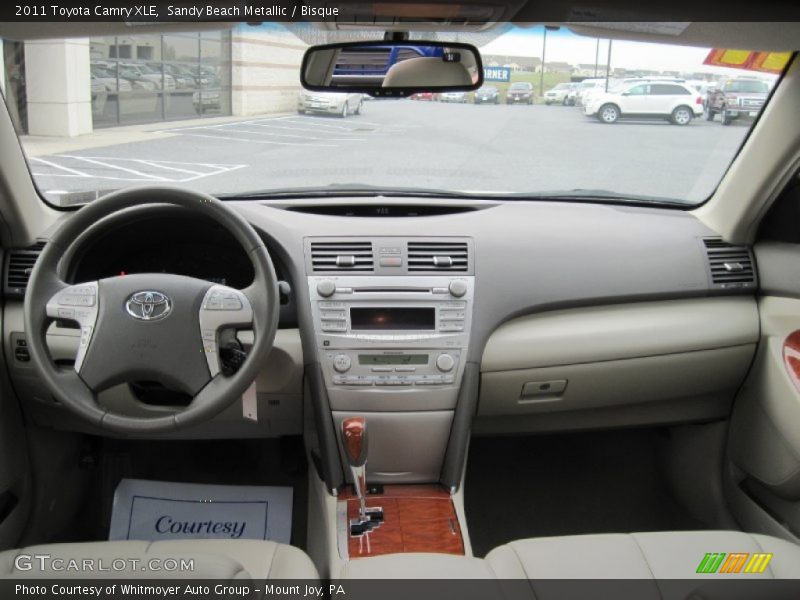 Sandy Beach Metallic / Bisque 2011 Toyota Camry XLE