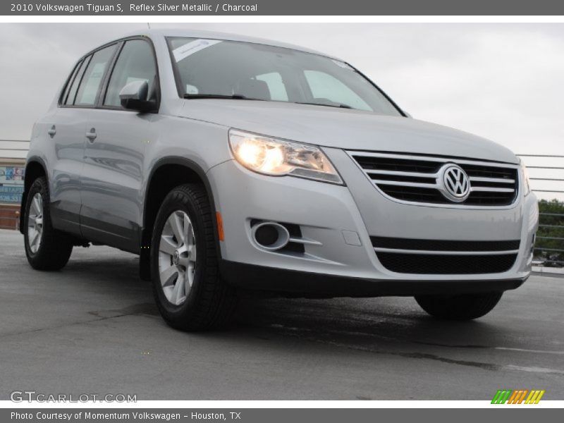 Reflex Silver Metallic / Charcoal 2010 Volkswagen Tiguan S