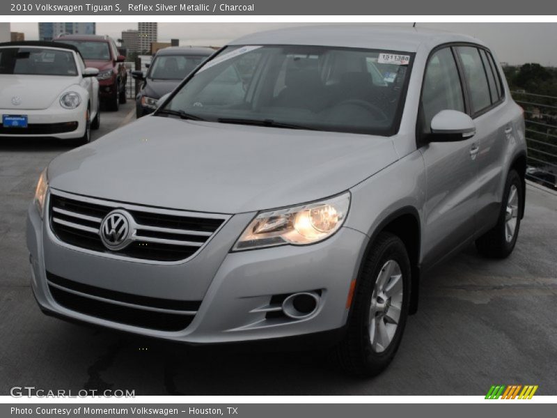 Reflex Silver Metallic / Charcoal 2010 Volkswagen Tiguan S