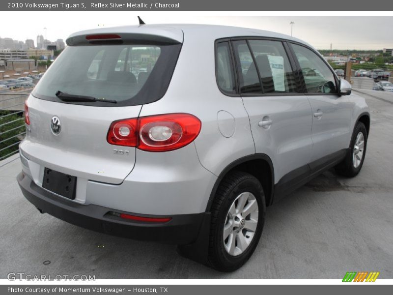Reflex Silver Metallic / Charcoal 2010 Volkswagen Tiguan S