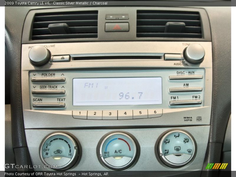 Classic Silver Metallic / Charcoal 2009 Toyota Camry LE V6