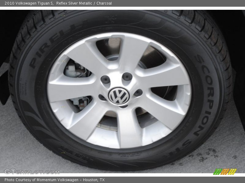 Reflex Silver Metallic / Charcoal 2010 Volkswagen Tiguan S
