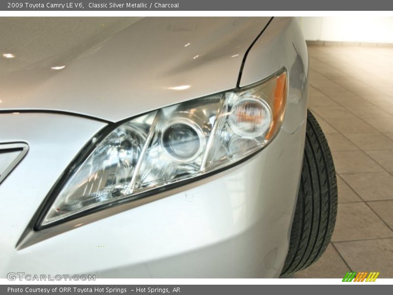Classic Silver Metallic / Charcoal 2009 Toyota Camry LE V6