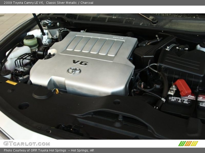 Classic Silver Metallic / Charcoal 2009 Toyota Camry LE V6