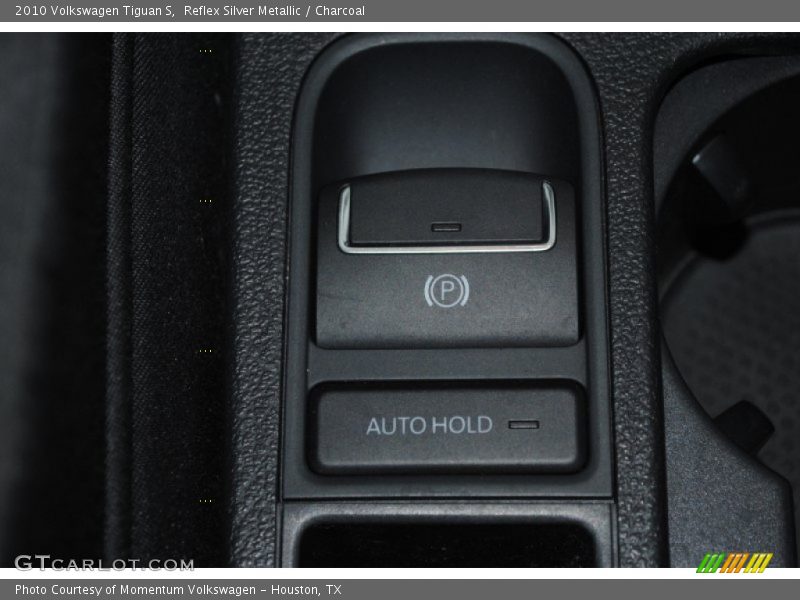Reflex Silver Metallic / Charcoal 2010 Volkswagen Tiguan S