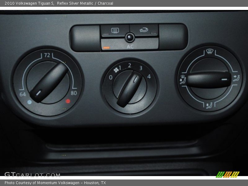 Reflex Silver Metallic / Charcoal 2010 Volkswagen Tiguan S