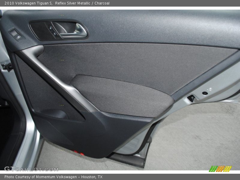 Reflex Silver Metallic / Charcoal 2010 Volkswagen Tiguan S