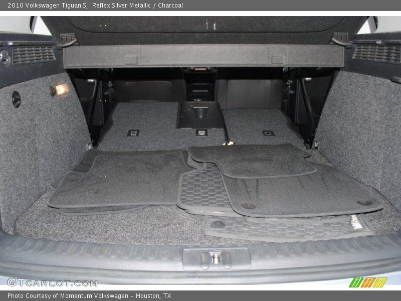 Reflex Silver Metallic / Charcoal 2010 Volkswagen Tiguan S