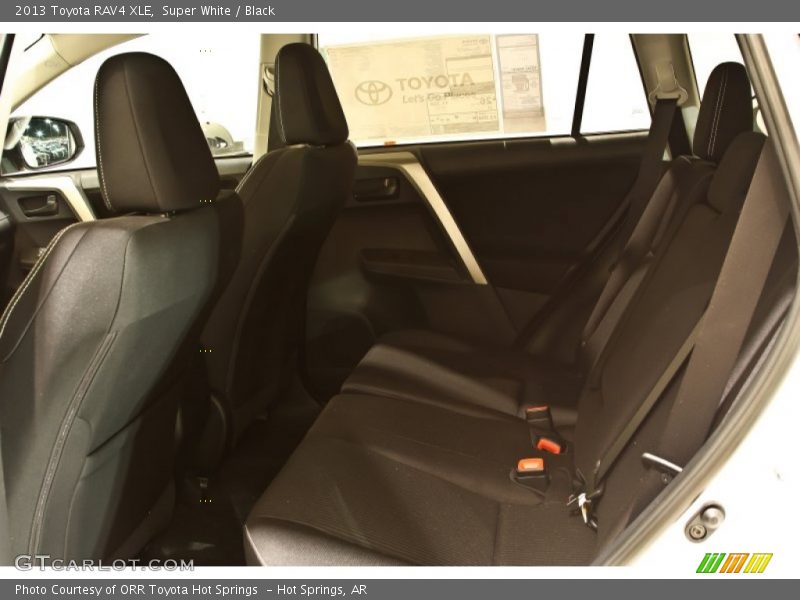 Super White / Black 2013 Toyota RAV4 XLE