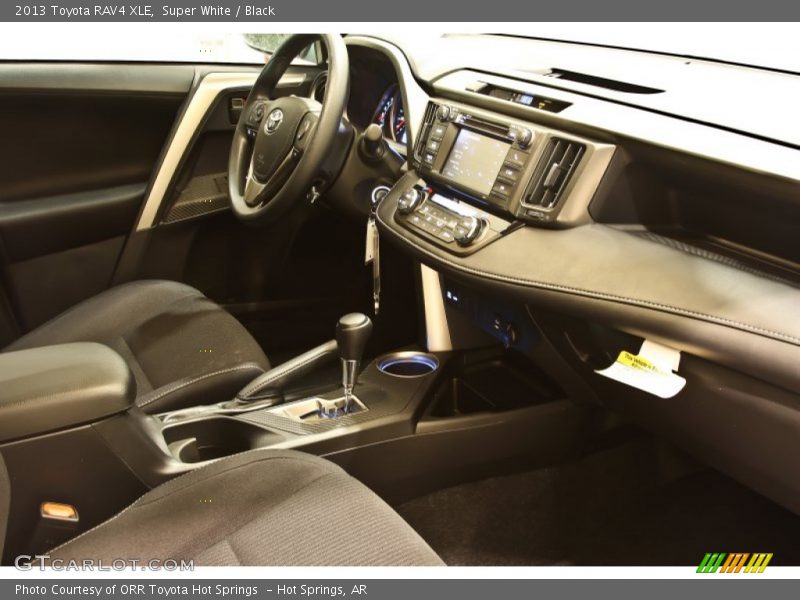 Super White / Black 2013 Toyota RAV4 XLE