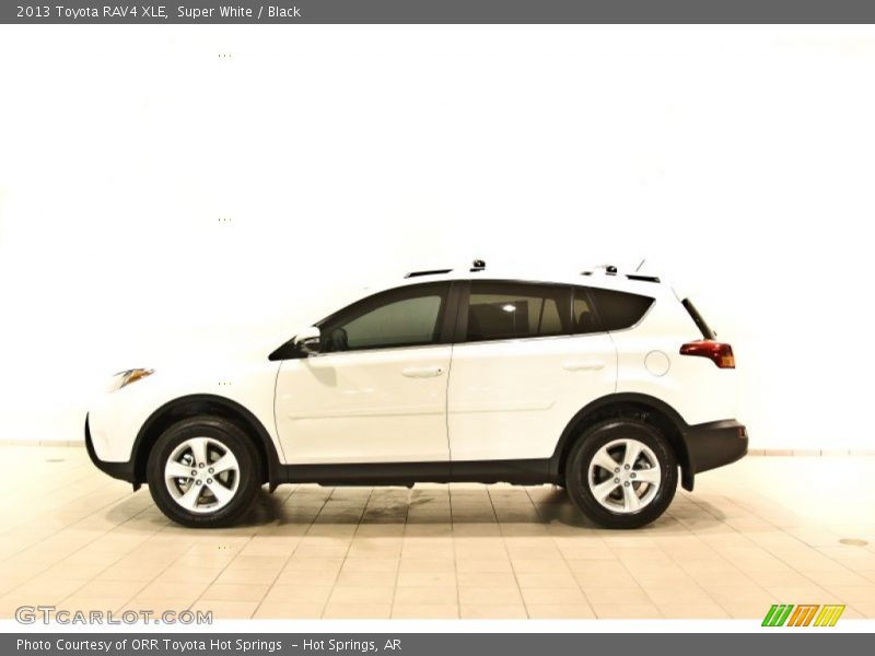 Super White / Black 2013 Toyota RAV4 XLE