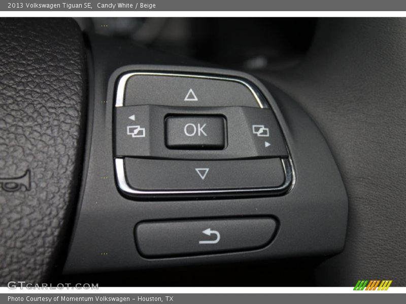Candy White / Beige 2013 Volkswagen Tiguan SE