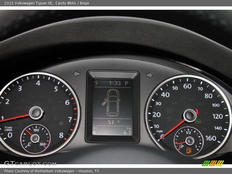 Candy White / Beige 2013 Volkswagen Tiguan SE