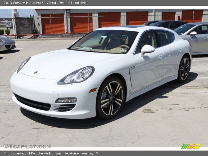 Front 3/4 View of 2013 Panamera S