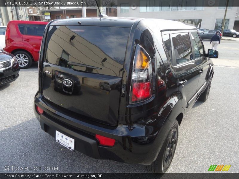 Shadow Black / Black Cloth 2011 Kia Soul 1.6