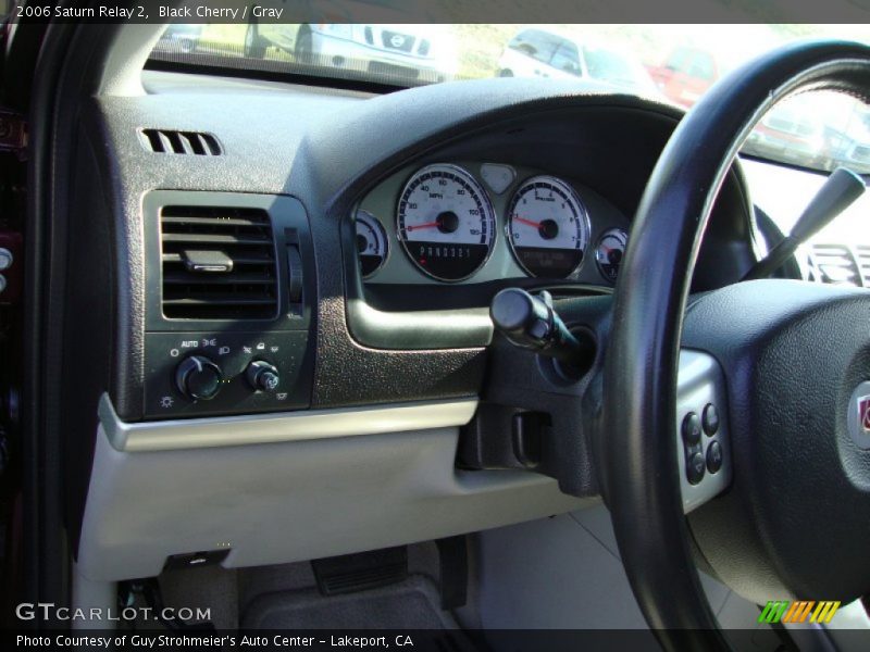 Black Cherry / Gray 2006 Saturn Relay 2