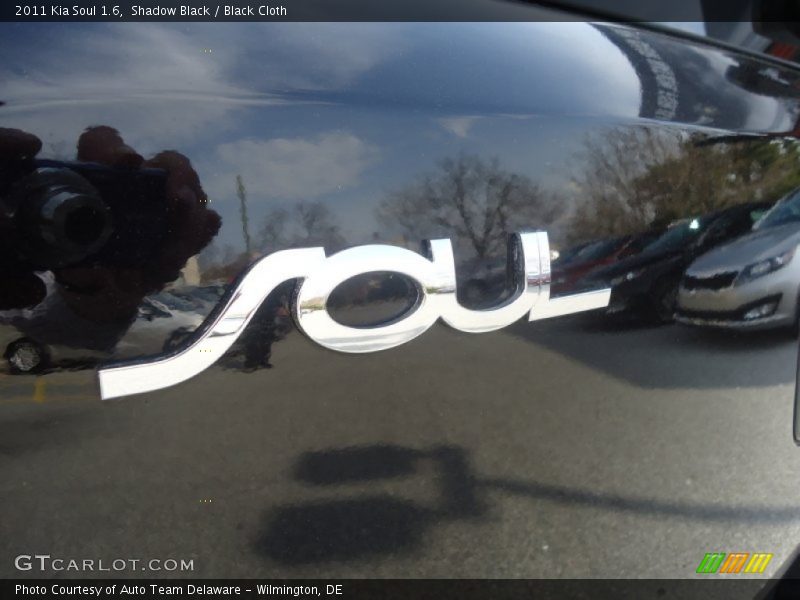 Shadow Black / Black Cloth 2011 Kia Soul 1.6