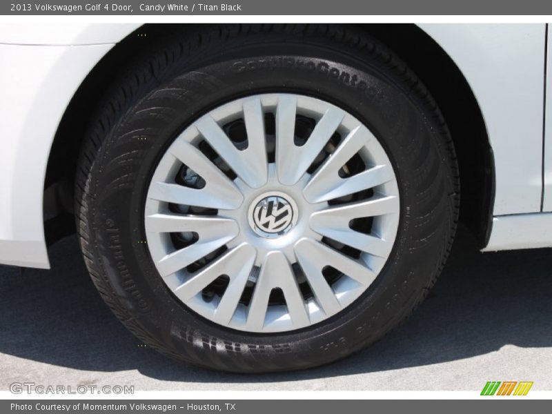 Candy White / Titan Black 2013 Volkswagen Golf 4 Door