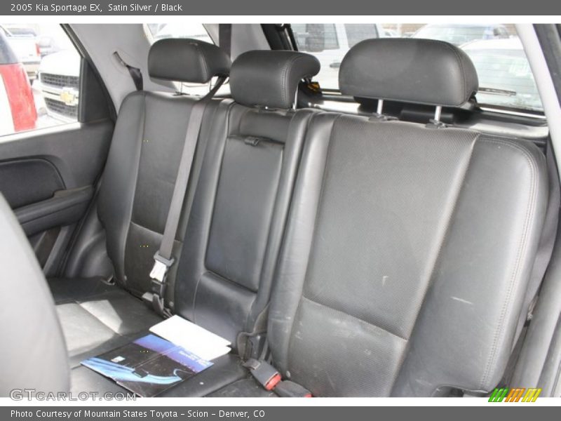 Satin Silver / Black 2005 Kia Sportage EX