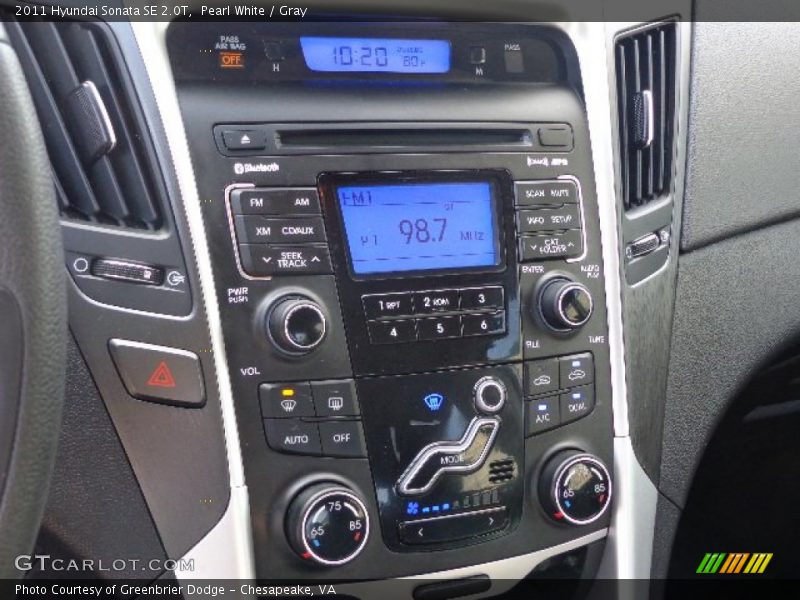 Pearl White / Gray 2011 Hyundai Sonata SE 2.0T