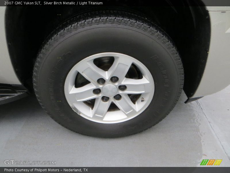 Silver Birch Metallic / Light Titanium 2007 GMC Yukon SLT