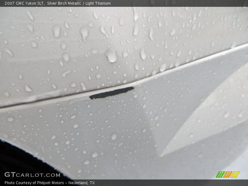 Silver Birch Metallic / Light Titanium 2007 GMC Yukon SLT