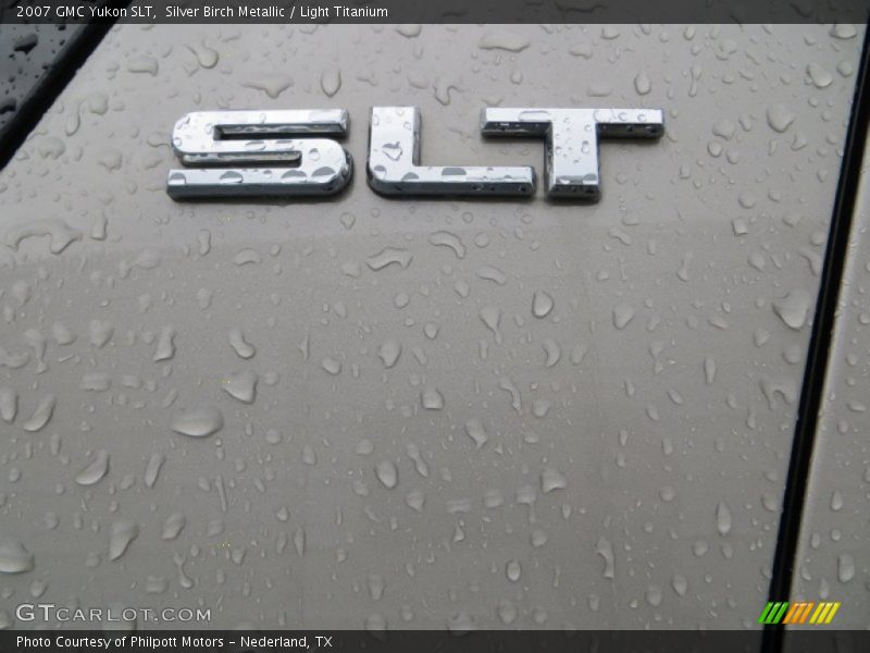 Silver Birch Metallic / Light Titanium 2007 GMC Yukon SLT