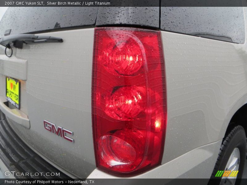 Silver Birch Metallic / Light Titanium 2007 GMC Yukon SLT