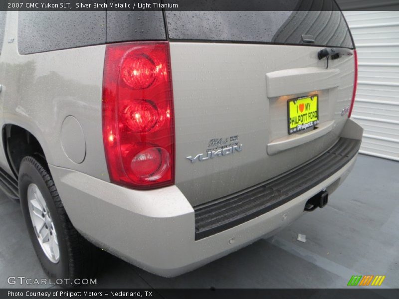 Silver Birch Metallic / Light Titanium 2007 GMC Yukon SLT