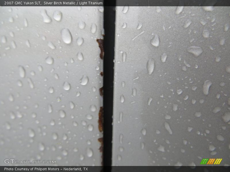 Silver Birch Metallic / Light Titanium 2007 GMC Yukon SLT