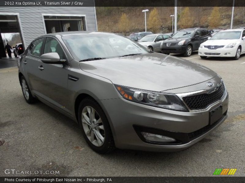 Front 3/4 View of 2012 Optima LX