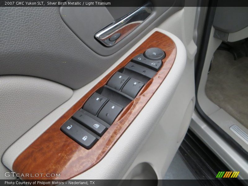 Silver Birch Metallic / Light Titanium 2007 GMC Yukon SLT