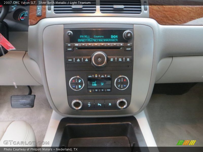 Silver Birch Metallic / Light Titanium 2007 GMC Yukon SLT