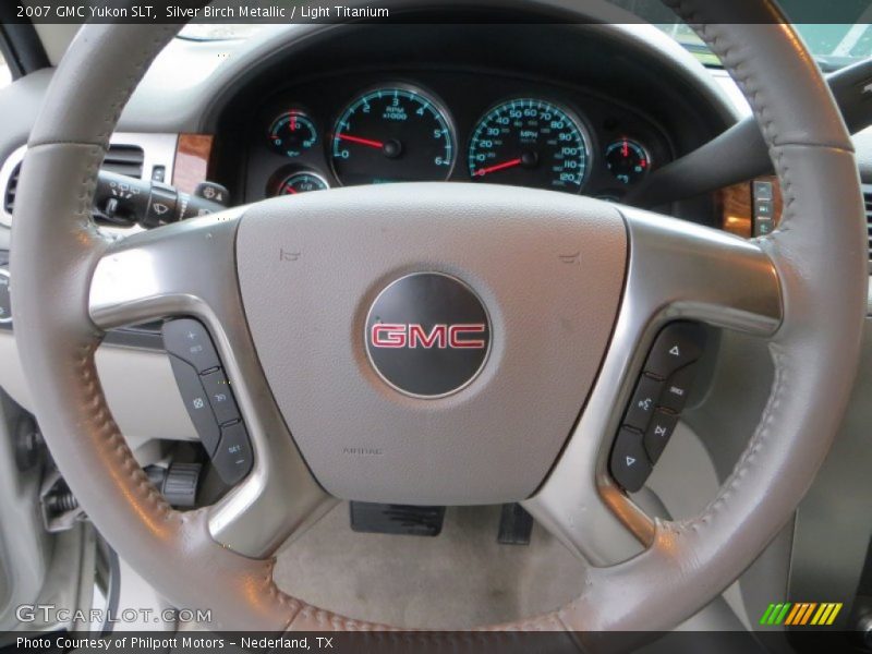  2007 Yukon SLT Steering Wheel
