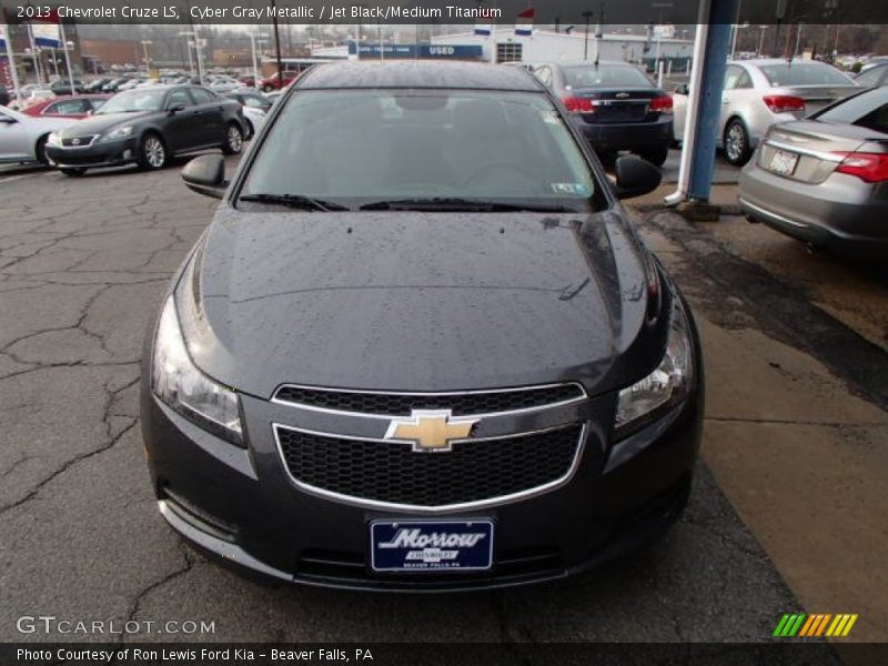 Cyber Gray Metallic / Jet Black/Medium Titanium 2013 Chevrolet Cruze LS