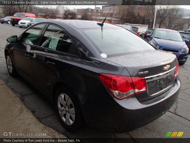 Cyber Gray Metallic / Jet Black/Medium Titanium 2013 Chevrolet Cruze LS