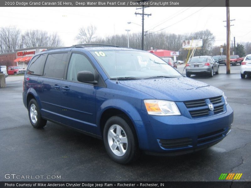 Front 3/4 View of 2010 Grand Caravan SE Hero
