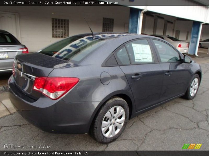 Cyber Gray Metallic / Jet Black/Medium Titanium 2013 Chevrolet Cruze LS