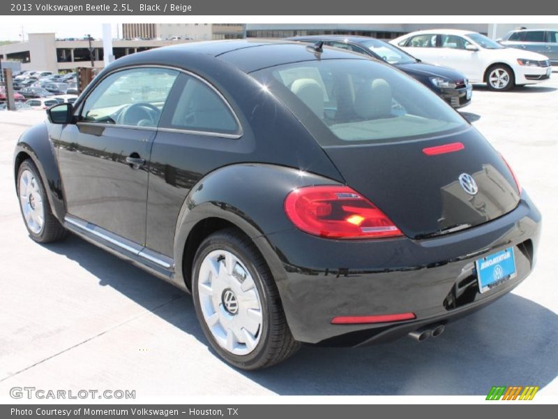Black / Beige 2013 Volkswagen Beetle 2.5L