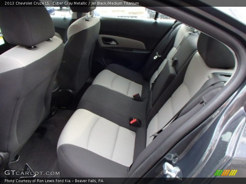 Cyber Gray Metallic / Jet Black/Medium Titanium 2013 Chevrolet Cruze LS