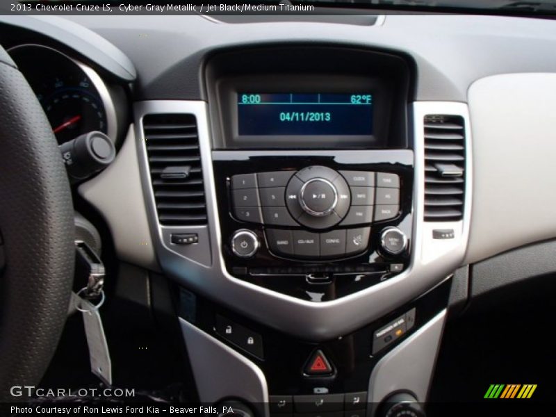 Controls of 2013 Cruze LS