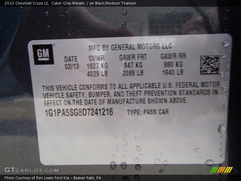Cyber Gray Metallic / Jet Black/Medium Titanium 2013 Chevrolet Cruze LS