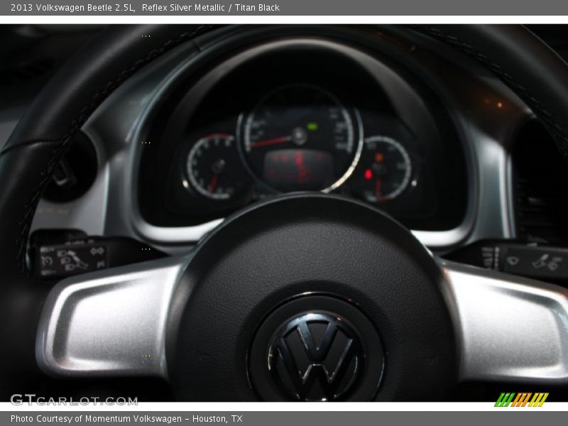 Reflex Silver Metallic / Titan Black 2013 Volkswagen Beetle 2.5L