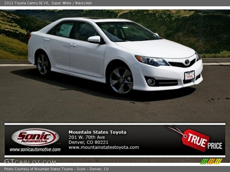 Super White / Black/Ash 2013 Toyota Camry SE V6