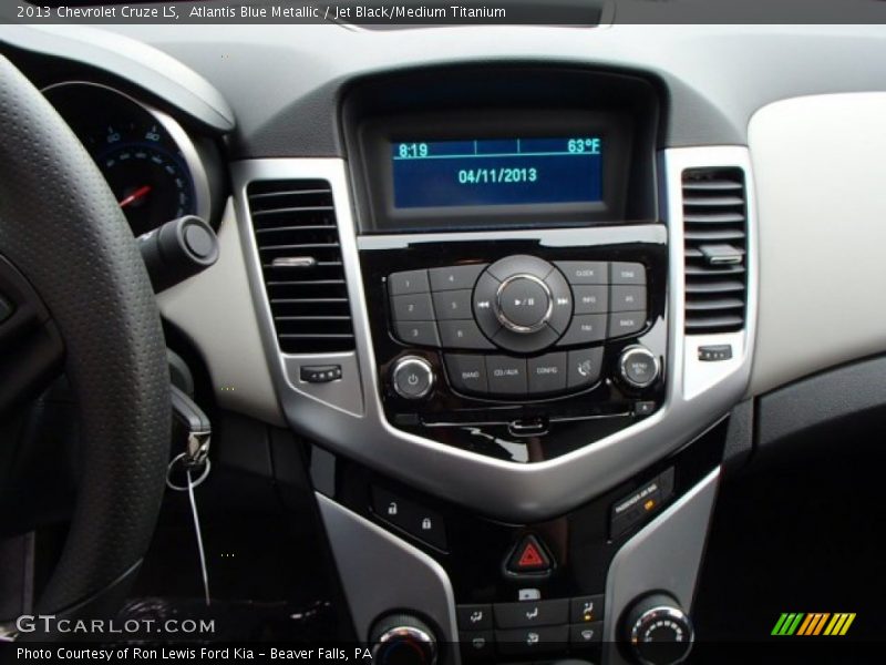 Atlantis Blue Metallic / Jet Black/Medium Titanium 2013 Chevrolet Cruze LS