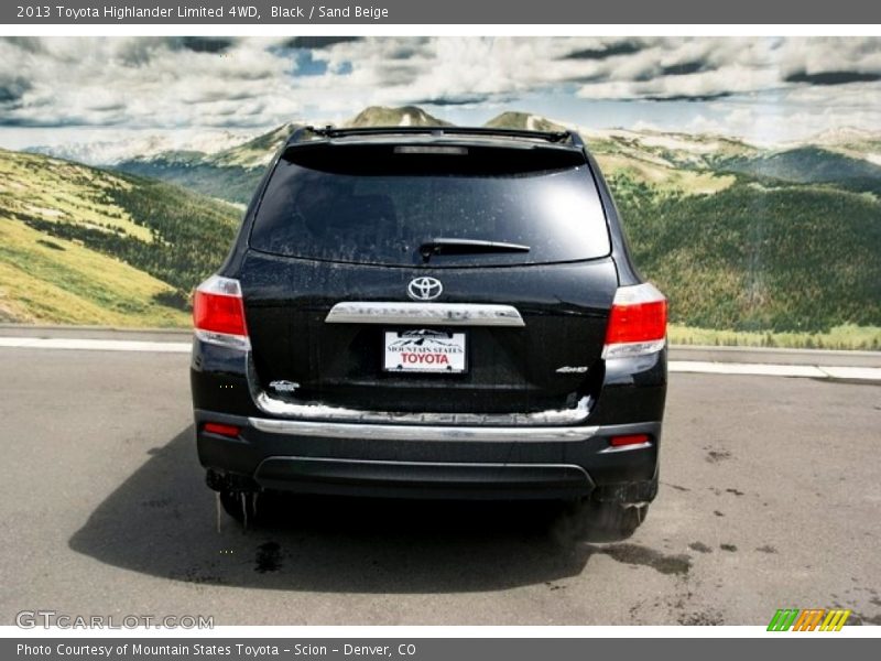 Black / Sand Beige 2013 Toyota Highlander Limited 4WD