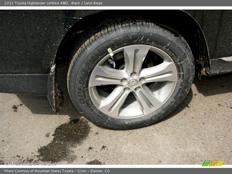 Black / Sand Beige 2013 Toyota Highlander Limited 4WD