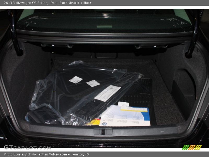 Deep Black Metallic / Black 2013 Volkswagen CC R-Line