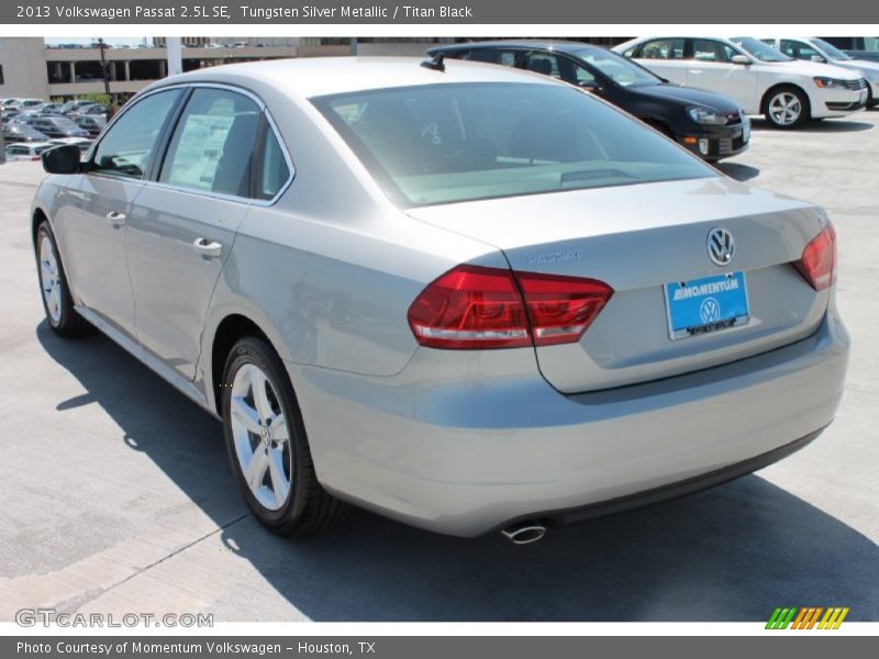 Tungsten Silver Metallic / Titan Black 2013 Volkswagen Passat 2.5L SE